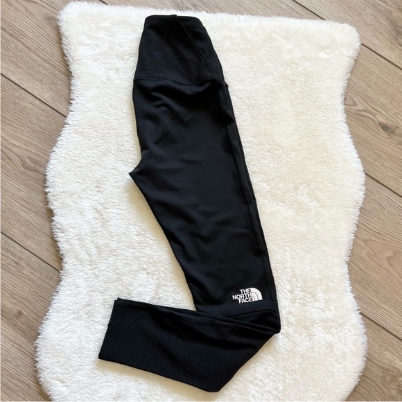 NWT The North Face Ankle Black Mesh Tights XS - Picture 7 of 8